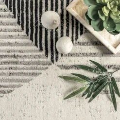 Nuloom Dara Abstract 2x8 Runner Indoor Area Rug For Living Room Bedroom Dining Room Entryway Hallway Kitchen, Grey/Ivory 14 Nuloom Dara Abstract 2x8 Runner Indoor Area Rug For Living Room Bedroom Dining Room Entryway Hallway Kitchen, Grey/Ivory -Decor Vista GUEST 03b2fd6a c91a 453d 9341 387cfd8d1f9d