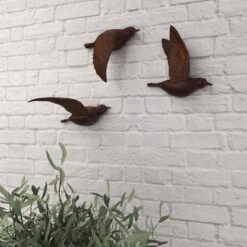 Set Of 3 Metallic Flying Bird Sculptures Wall Decor - Olivia & May -Decor Vista GUEST 23239411 7eb7 4640 beab 29e827ff51a7