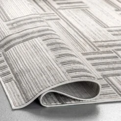 NuLOOM Violet Modern Abstract Linework Area Rug 12 NuLOOM Violet Modern Abstract Linework Area Rug -Decor Vista GUEST 2905c2d2 82a8 48c7 ac5d c11a2e24b828