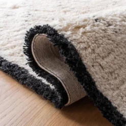 Rosalina Rug Ivory/Black - Safavieh -Decor Vista GUEST 312e719f 98ca 4615 bb4b 117d12d4a15d