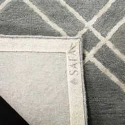 Camille Crosshatch Tufted Rug - Safavieh -Decor Vista GUEST 47b179e9 a456 4afc 853e 12c96a157e37