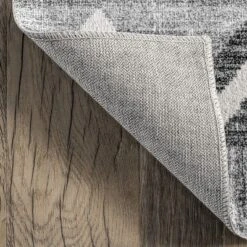 NuLOOM Arie Diamond Machine Washable Area Rug -Decor Vista GUEST 4e97971b 0849 4fbd a85a 2ce7e7eea4cb