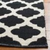 Chandra Quatrefoil Design Woven Rug - Safavieh -Decor Vista GUEST 5495d7da 0f94 4fa3 8084 d591be2389de
