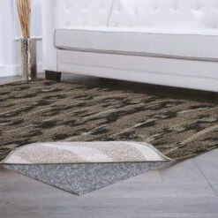 Nevlers Non-Slip Rubber And Felt Rug Pad -Decor Vista GUEST 5df4c42e f7b5 4c5f 93a2 4d0bd6357435