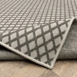 Trinity Casual Diamond Lattice Patio Area Rug Beige/Gray - Captiv8e Designs -Decor Vista GUEST 5e90e4ce 6f00 49d0 a37f d4af97498985