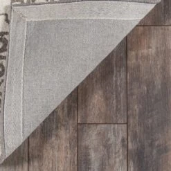 2'3"x8' Floral Tufted Runner Brown - Momeni -Decor Vista GUEST 6958519e 09d6 4dd0 bbf0 cd6920d17e85