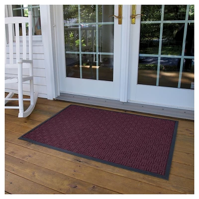 3'x4' Solid Doormat Burgundy/Black - HomeTrax 3 3'x4' Solid Doormat Burgundy/Black - HomeTrax