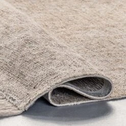 NuLOOM Rosia Traditional Persian Tasseled Area Rug 13 NuLOOM Rosia Traditional Persian Tasseled Area Rug -Decor Vista GUEST 72f6bcd1 e365 45f5 ae58 c366cf9ab817