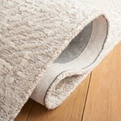 Metro MET905 Hand Tufted Area Rug - Safavieh -Decor Vista GUEST 7315f28a cc51 4bde 9d01 998961c706de