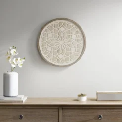 Leah Round Two-Tone Medallion Wall Decor Natural/White - Madison Park 11 Leah Round Two-Tone Medallion Wall Decor Natural/White - Madison Park -Decor Vista GUEST 863f0422 009e 4954 8797 368d9308a7cc