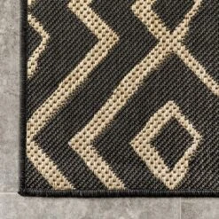 NuLOOM Sammi Geometric Trellis Indoor And Outdoor Patio Area Rug -Decor Vista GUEST 868db81a f1cb 4753 ad04 b9726e89786d
