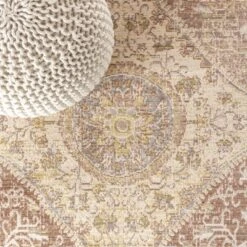 Petras Modern Ornate Medallion Area Rug - JONATHAN Y -Decor Vista GUEST 92f34812 cfea 46bf a771 02d5bc80c399
