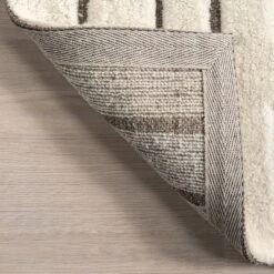 Nuloom Nalini Geometric 4x6 Wool Indoor Area Rug For Living Room Bedroom Dining Room Kitchen, Off White/Grey -Decor Vista GUEST 9ea16520 dafe 4b42 9f9f 3d2b30980f7a
