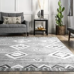 NuLOOM Arie Diamond Machine Washable Area Rug -Decor Vista GUEST ad2021ce a1b4 4ed1 9c72 5aca93282b91