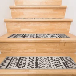 World Rug Gallery Bohemian Design Geometric Non-Slip Stair Treads -Decor Vista GUEST c25665b5 350d 495d b1cb b1d960a15898