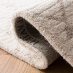 Casablanca CSB203 Hand Tufted Moroccan Area Rug - Safavieh -Decor Vista GUEST c7537443 031c 44ce 9b8b bf04bb10afa4