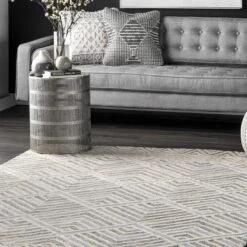 NuLOOM Taytum Handmade Wool Diamond Trellis Area Rug 18 NuLOOM Taytum Handmade Wool Diamond Trellis Area Rug -Decor Vista GUEST cebc1681 4d0f 4aba 90cf d5d43f658994