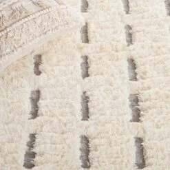 Casablanca CSB705 Hand Woven Area Rug - Safavieh -Decor Vista GUEST d0243ddb e2f9 4c2b 962d 3f22b99d3b0e