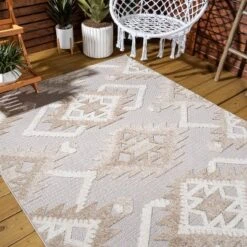 Sumak High-Low Pile Neutral Diamond Kilim Indoor/Outdoor Area Rug - JONATHAN Y -Decor Vista GUEST e1cea299 13fb 4b10 8d9b 9d28cb202434