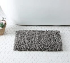 Kate Aurora Ultra Absorbent Oversized Plush Shaggy Bath Rug - 20 In. X 30 In. -Decor Vista GUEST f3e854bd 8746 4633 b060 3d5c9d00fe90