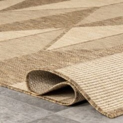 NuLOOM Antonia Fading Diamonds Indoor And Outdoor Patio Area Rug -Decor Vista GUEST f41f5447 d5df 4716 a71b 0a1a208aaa0b
