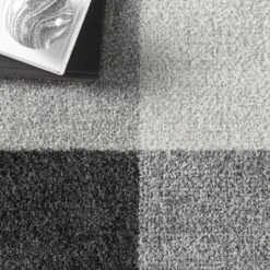 NuLOOM Aisha Buffalo Plaid Area Rug -Decor Vista GUEST fcaeee9d dccf 42fe 92b9 683e09811586